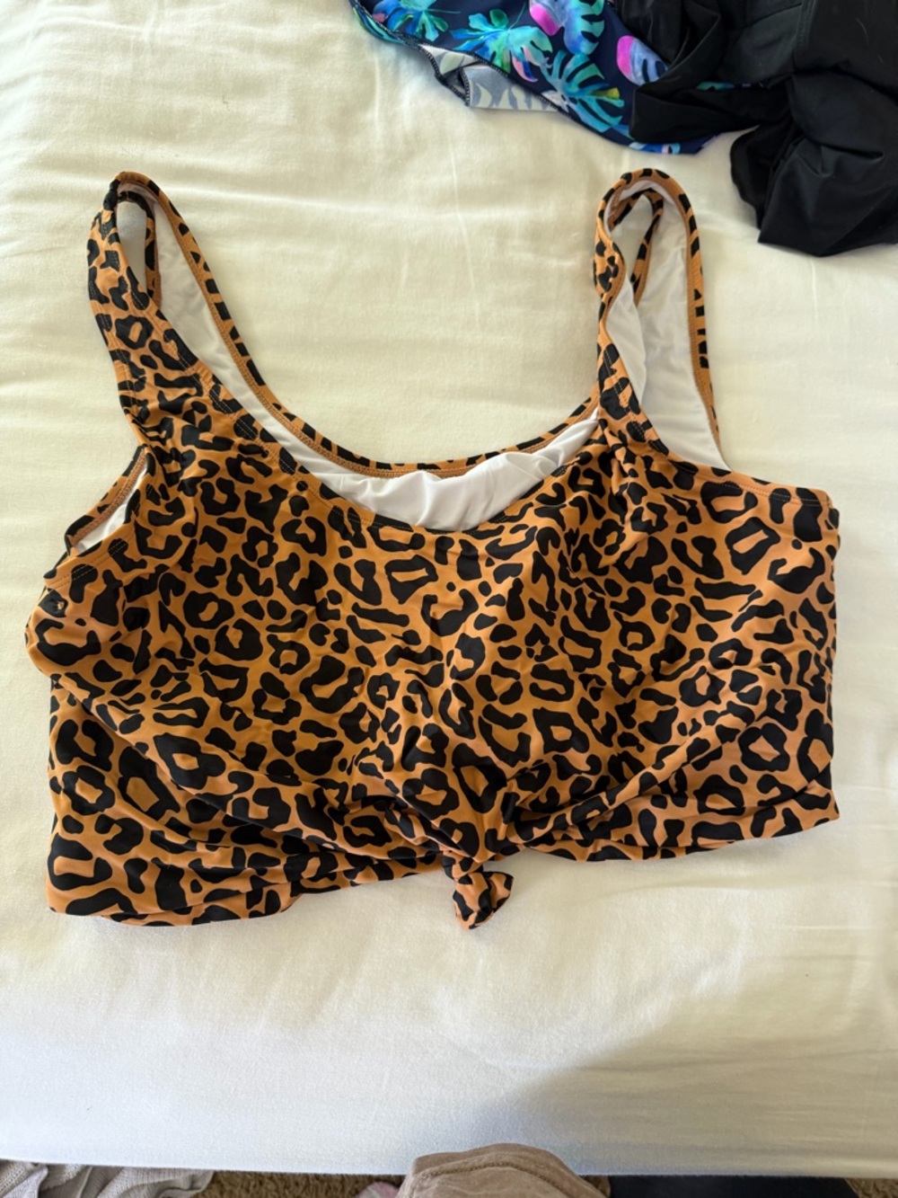 Leopard Print Knotted Crop Tank Top - Orange & Black